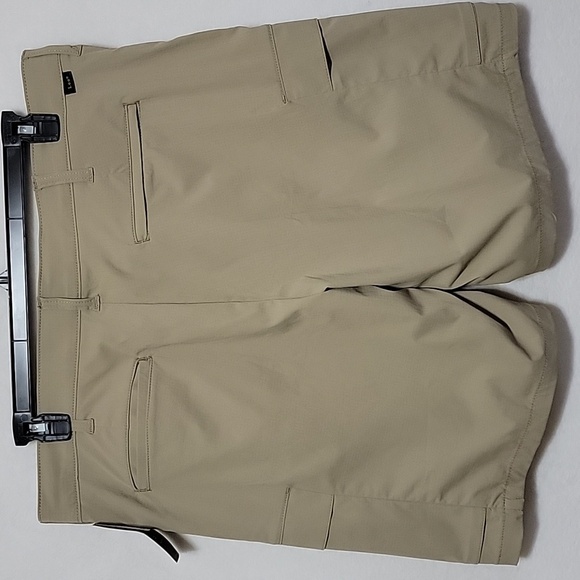Men's Lee Extreme Motion Synthetic Ripstop Cargo Shorts, KC Khaki, Size 40, NWT - Picture 8 of 14